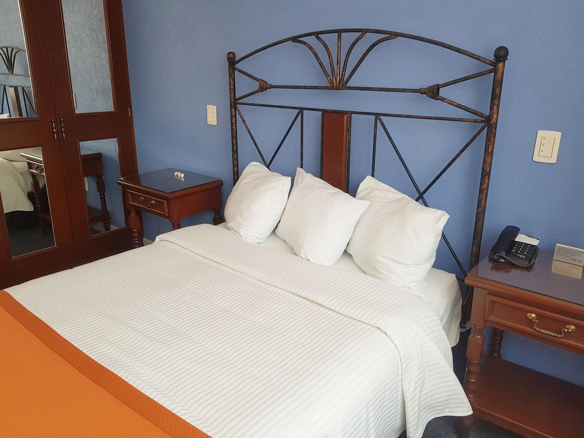 Hotel Ciros Pachuca Екстериор снимка