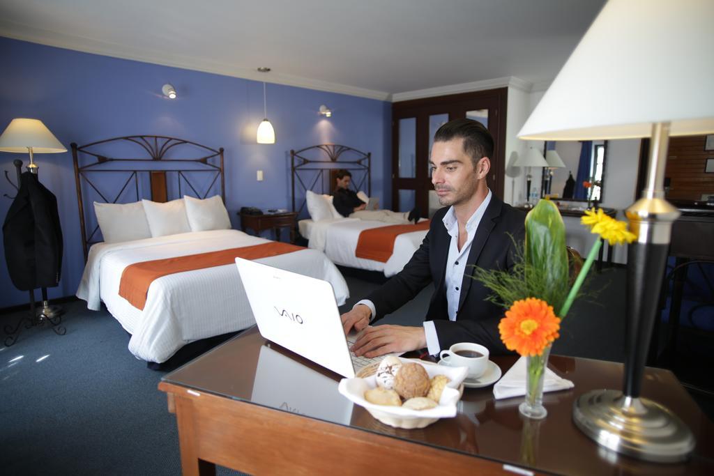 Hotel Ciros Pachuca Екстериор снимка