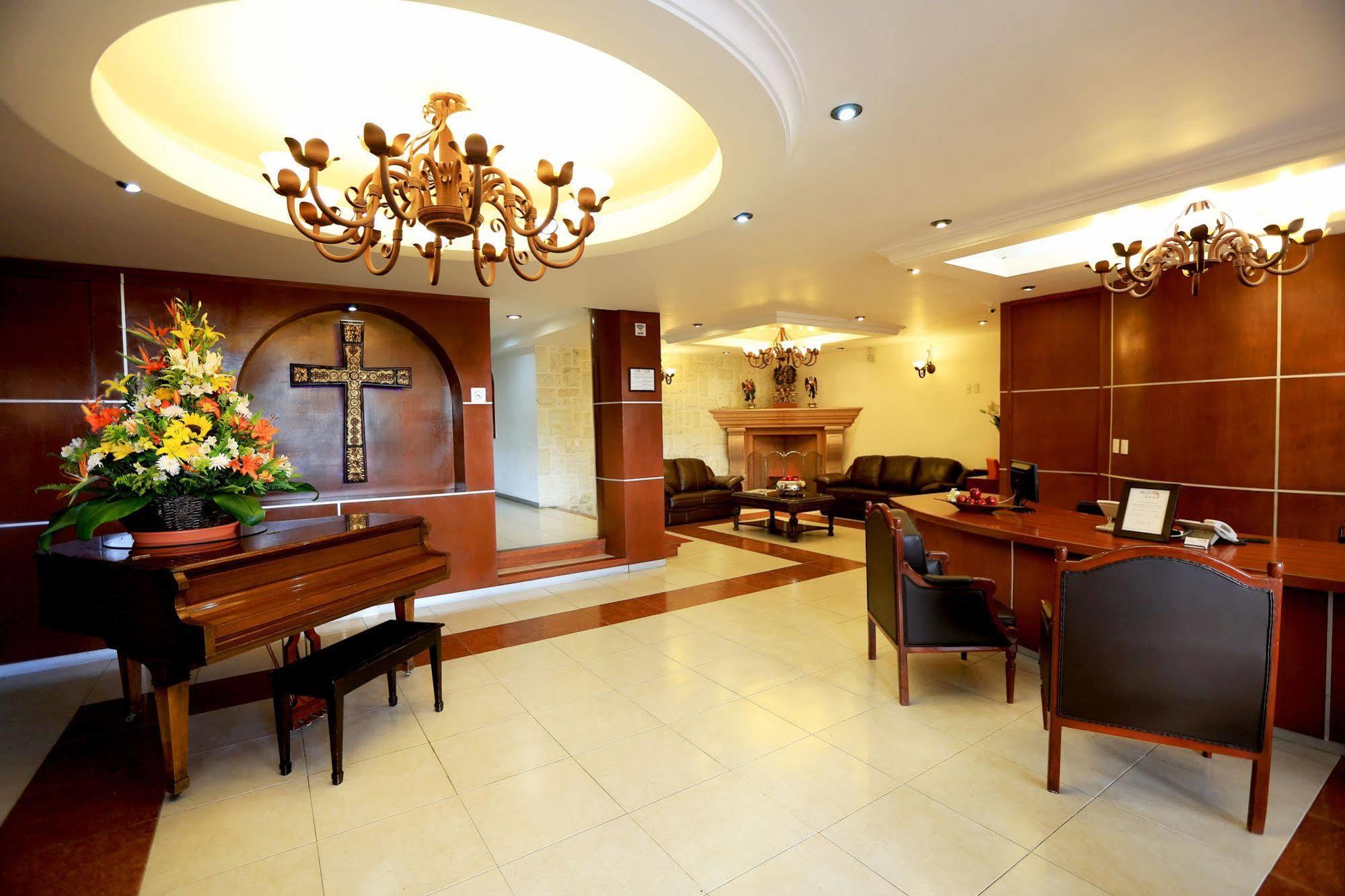 Hotel Ciros Pachuca Екстериор снимка